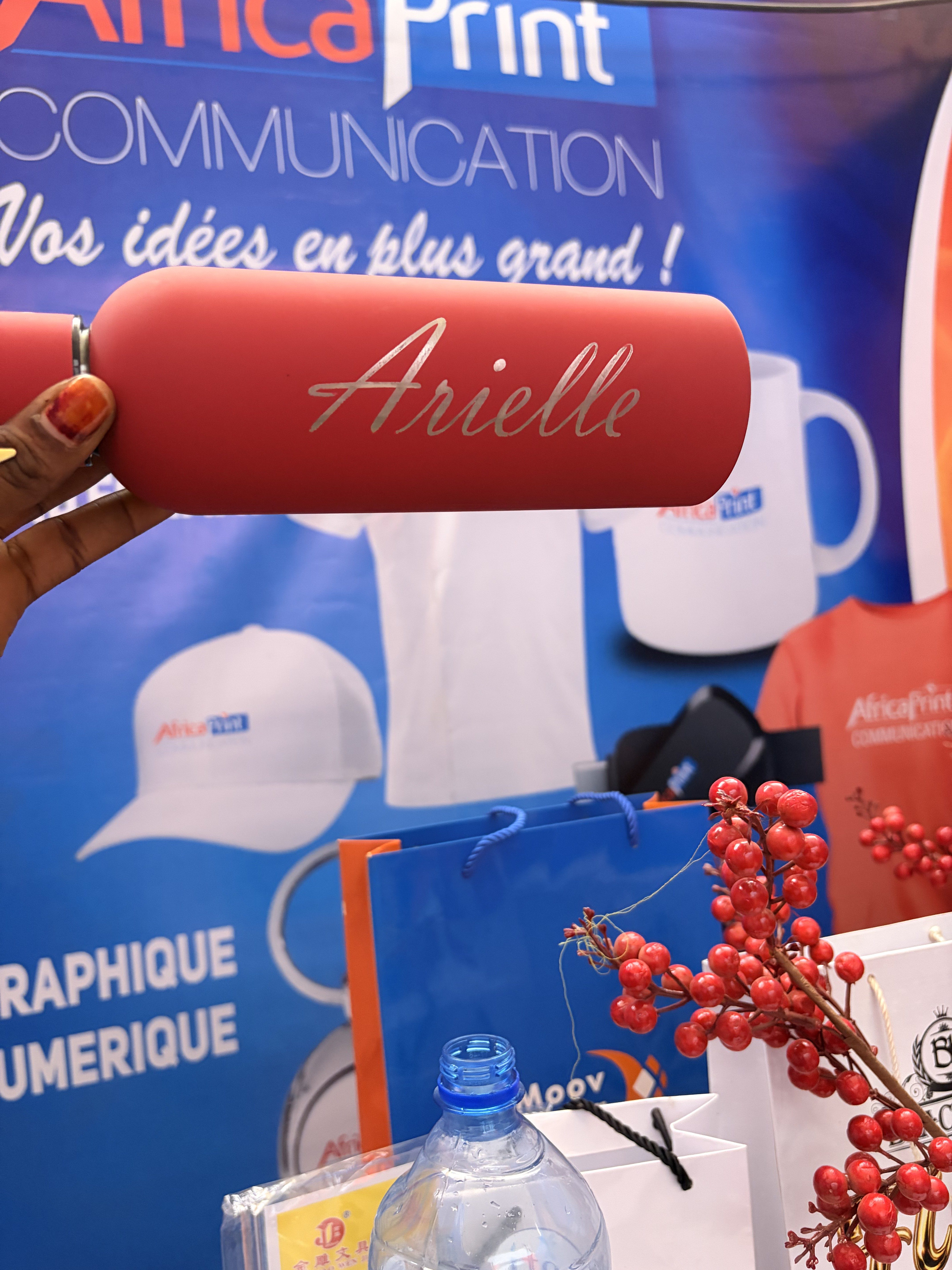 Gourdes & Bouteilles Isothermes — Africa Print Communication